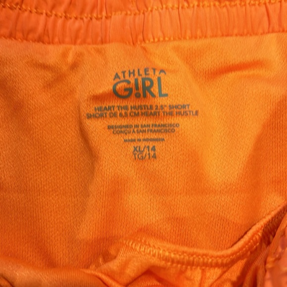 Athleta Girl Heart the Hustle 2.5" Orange Short lined - Picture 6 of 11
